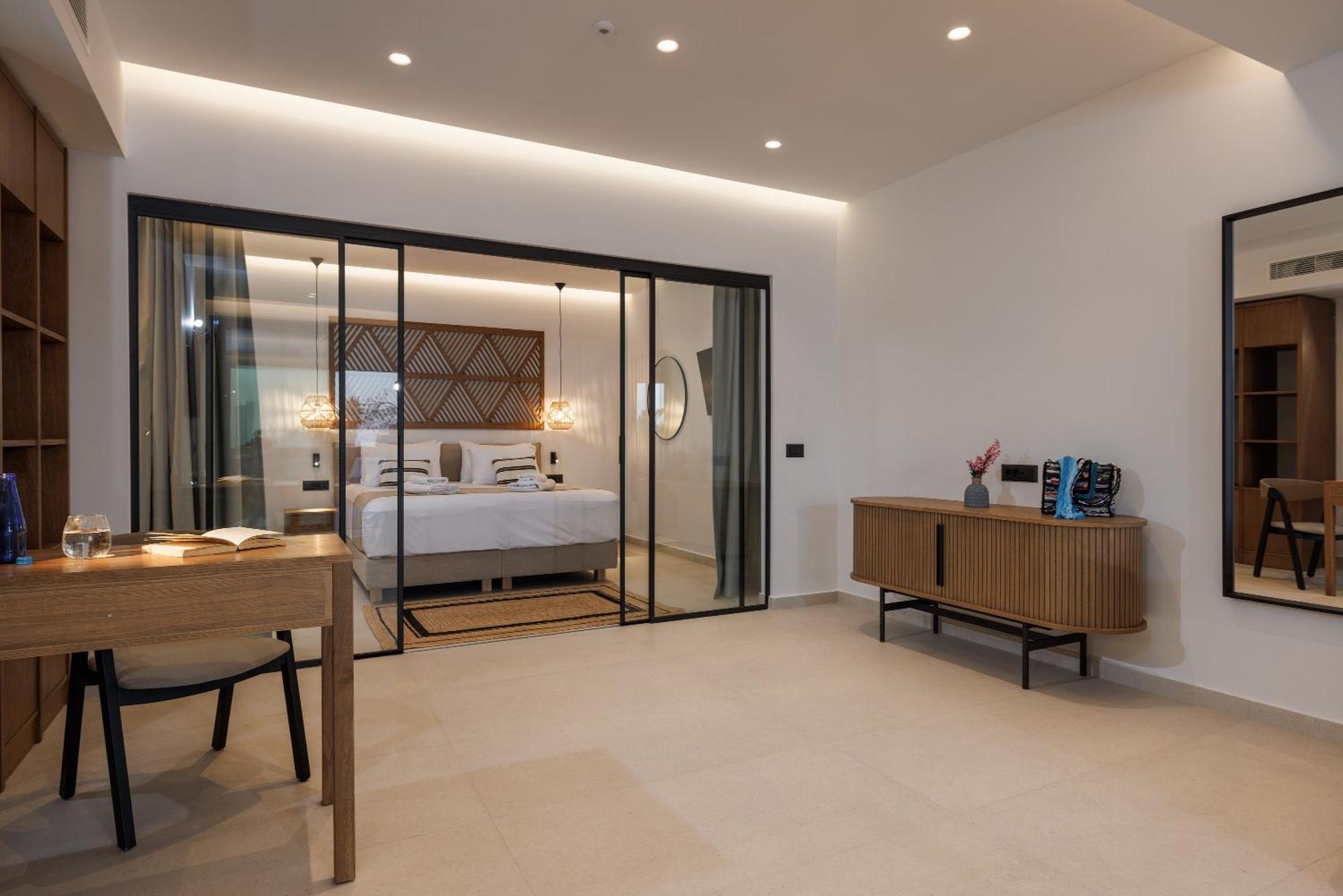 Deos Luxury Suites - Adults Only Hersonissos  Ngoại thất bức ảnh